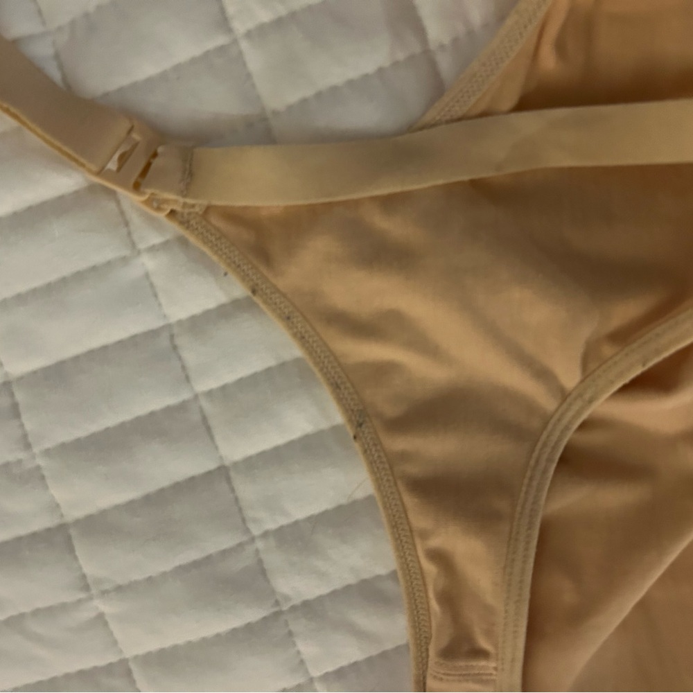 Momcozy Nursing Bra - Picture 7 of 9